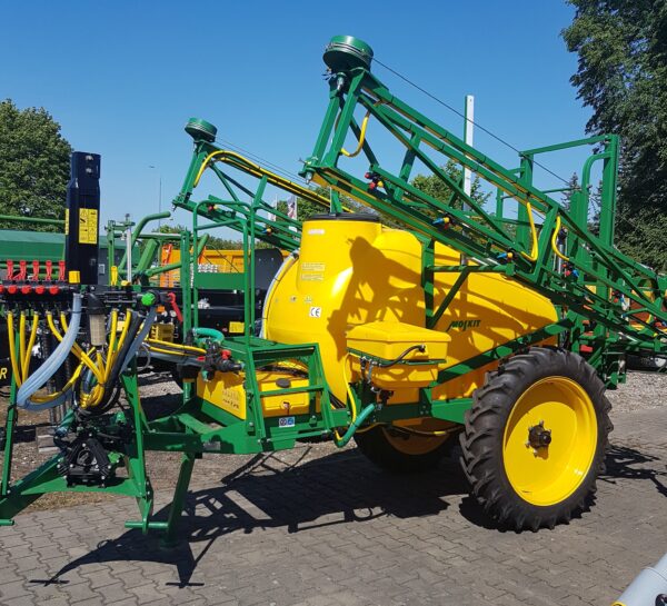 Opryskiwacz polowy przyczepiany 1500l/15m  MOSKIT - obrazek 2
