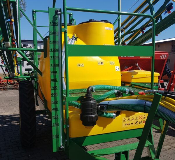 Opryskiwacz polowy przyczepiany 1500l/15m  MOSKIT - obrazek 6