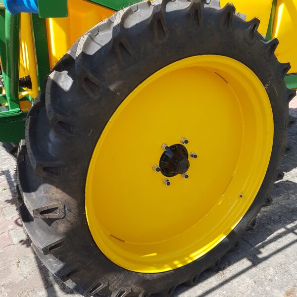 Opryskiwacz polowy przyczepiany 1500l/15m  MOSKIT - obrazek 7
