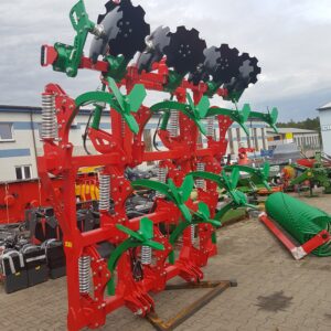 Agregat podorywkowy RUNNER 30  AGRO-MASZ  z wałem daszkowym
