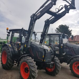 Ciągnik rolniczy FT680 FARMTRAC  KING z ładowaczem