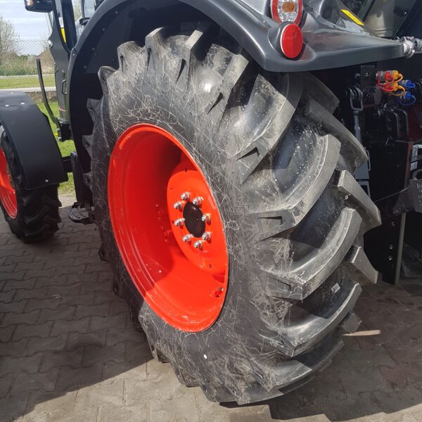 Ciągnik rolniczy FT680 FARMTRAC  KING z ładowaczem - obrazek 17