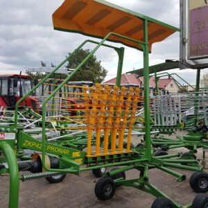 Zgrabiarka karuzelowa ZKP420 PRONAR