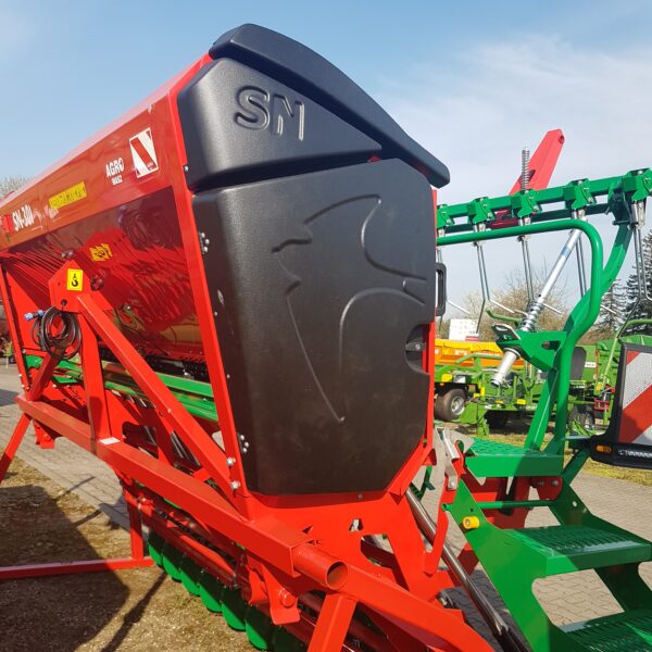 Siewnik nadbudowany SN301  AGRO-MASZ  z komputerem - obrazek 5