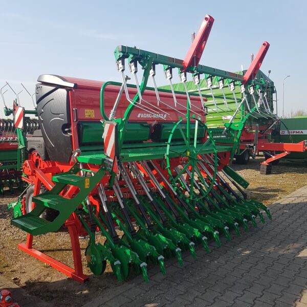 Siewnik nadbudowany SN301  AGRO-MASZ  z komputerem - obrazek 2