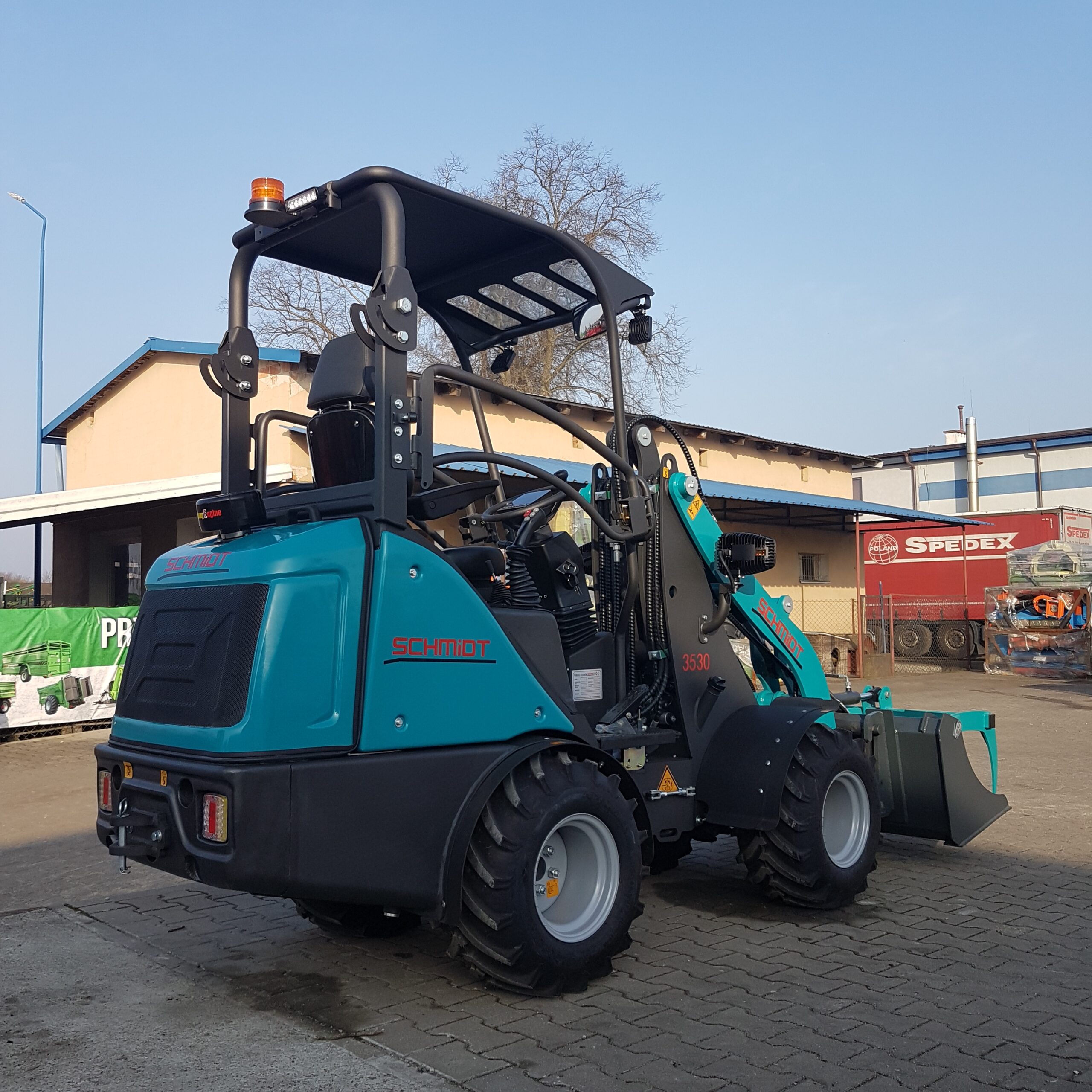 MINI ładowarka SCHMIDT 3530 z łyżko-krokodylem, kabina otwarta, silnik Kubota ,ramię 290 cm - obrazek 3