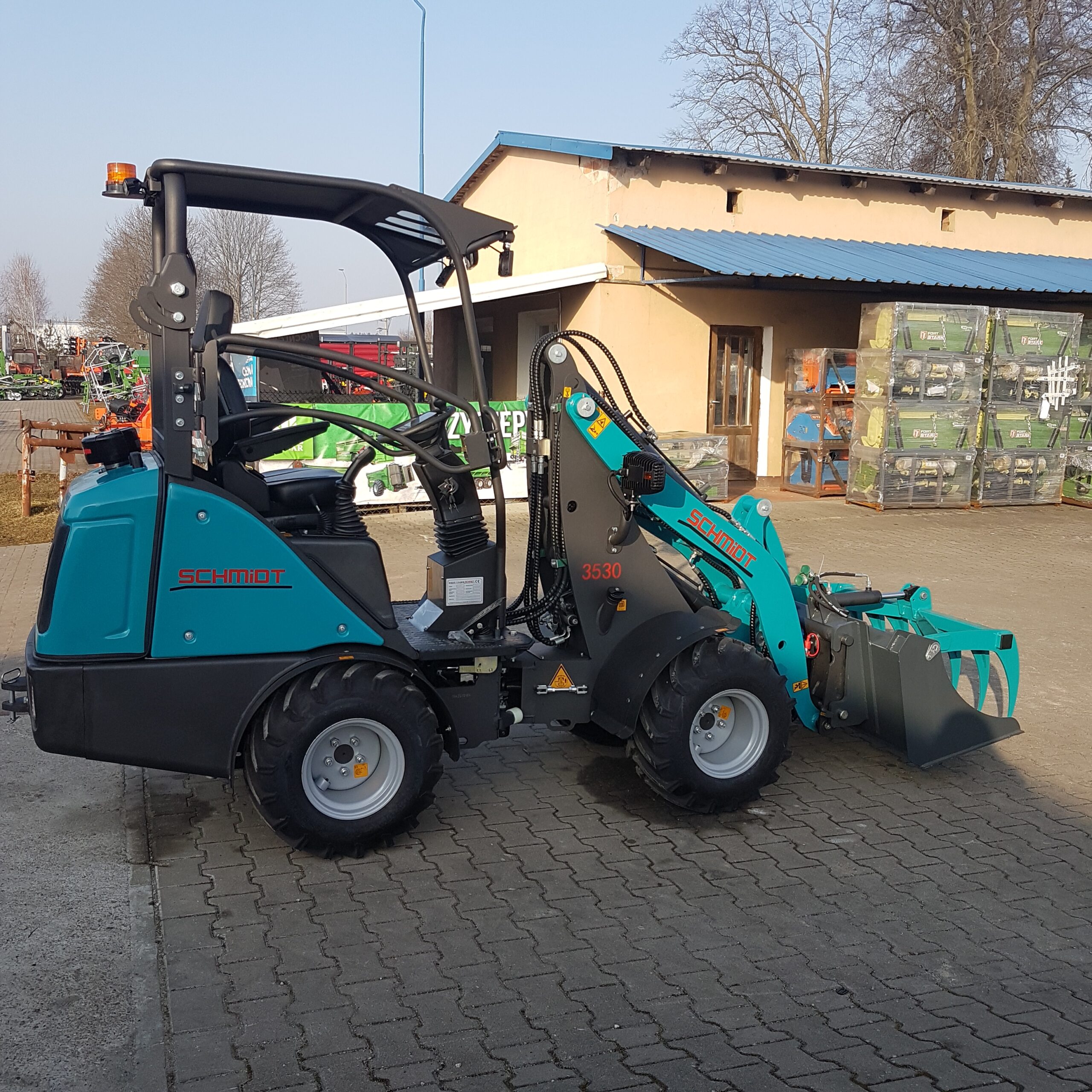 MINI ładowarka SCHMIDT 3530 z łyżko-krokodylem, kabina otwarta, silnik Kubota ,ramię 290 cm - obrazek 7