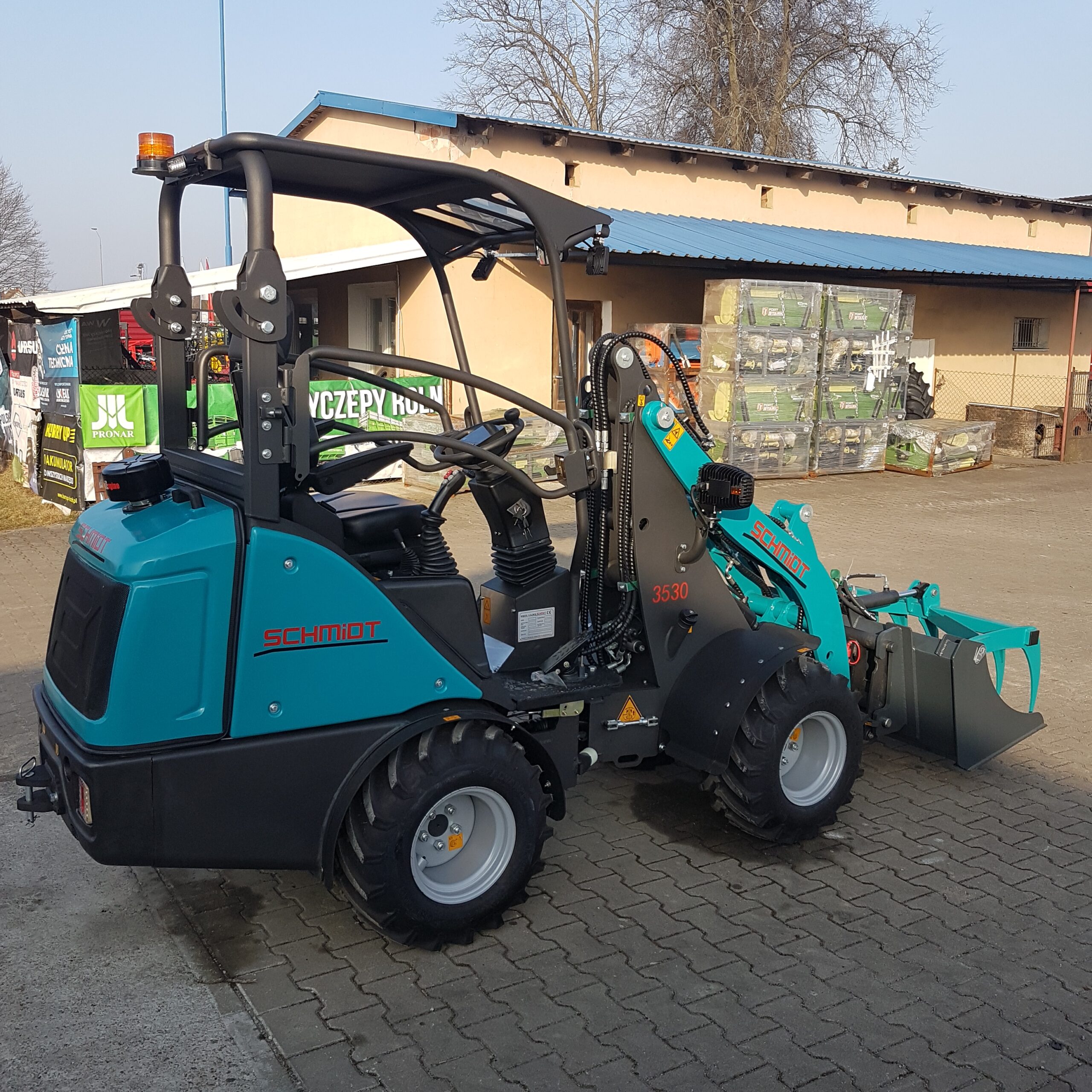 MINI ładowarka SCHMIDT 3530 z łyżko-krokodylem, kabina otwarta, silnik Kubota ,ramię 290 cm - obrazek 8