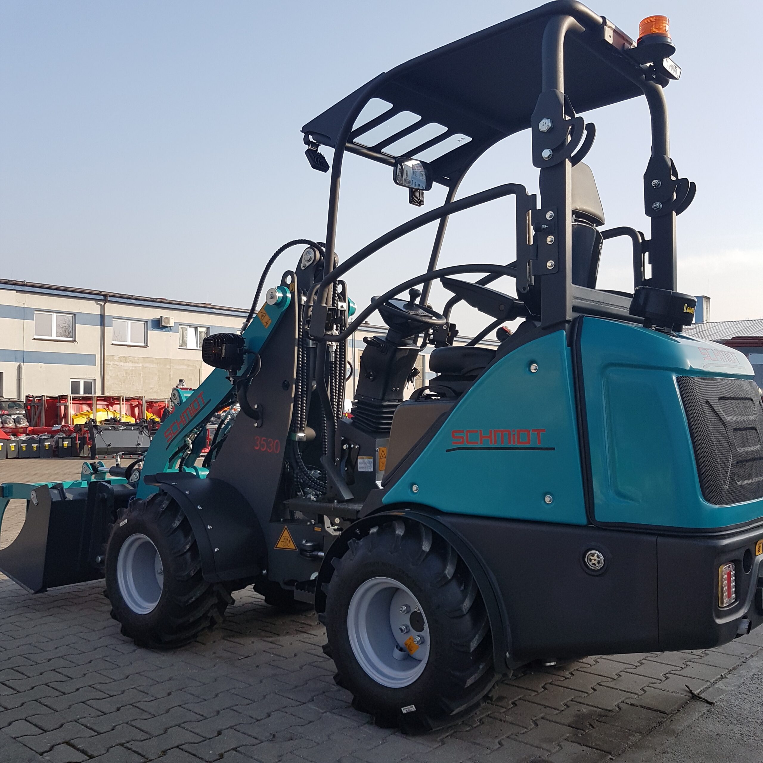 MINI ładowarka SCHMIDT 3530 z łyżko-krokodylem, kabina otwarta, silnik Kubota ,ramię 290 cm - obrazek 12