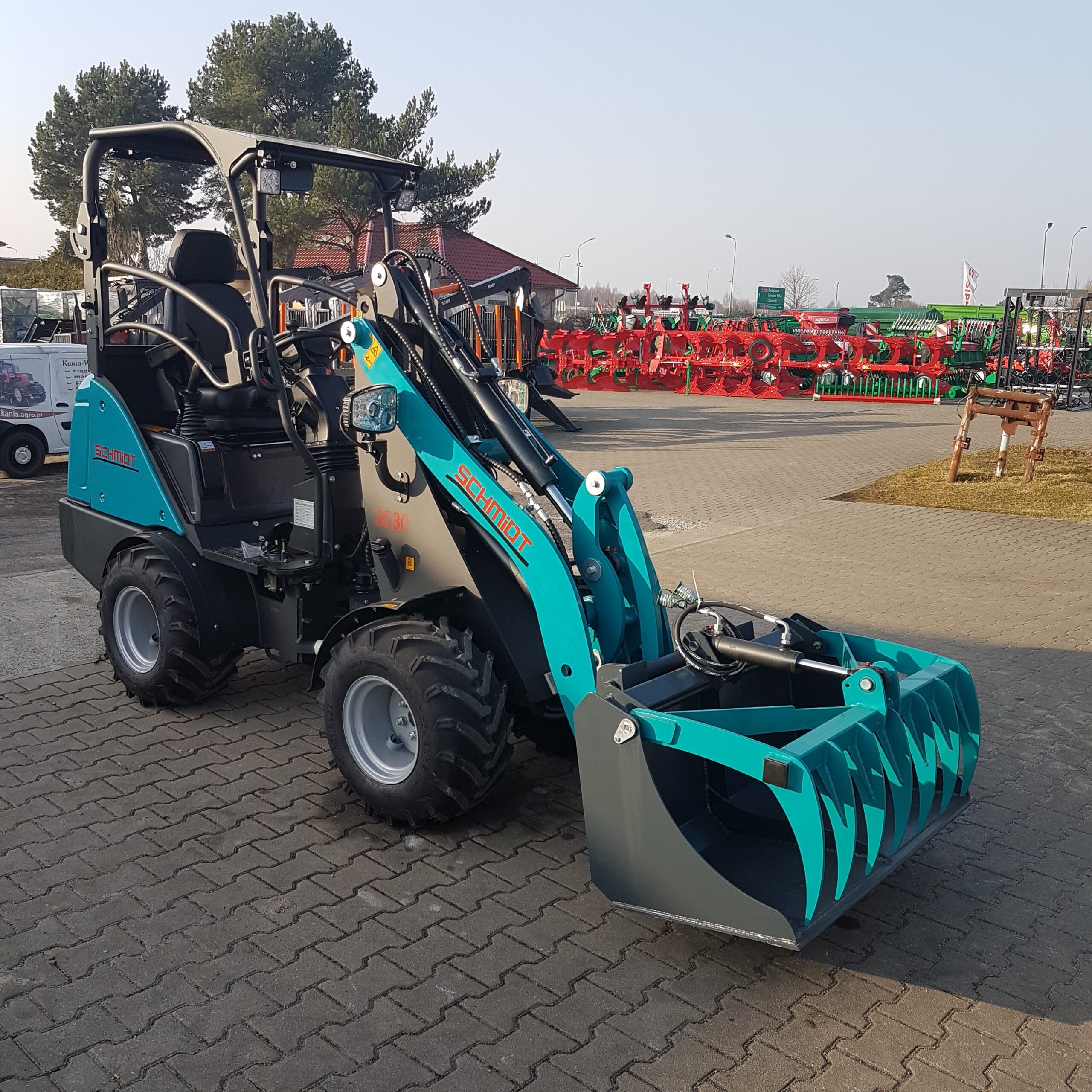 MINI ładowarka SCHMIDT 3530 z łyżko-krokodylem, kabina otwarta, silnik Kubota ,ramię 290 cm - obrazek 14